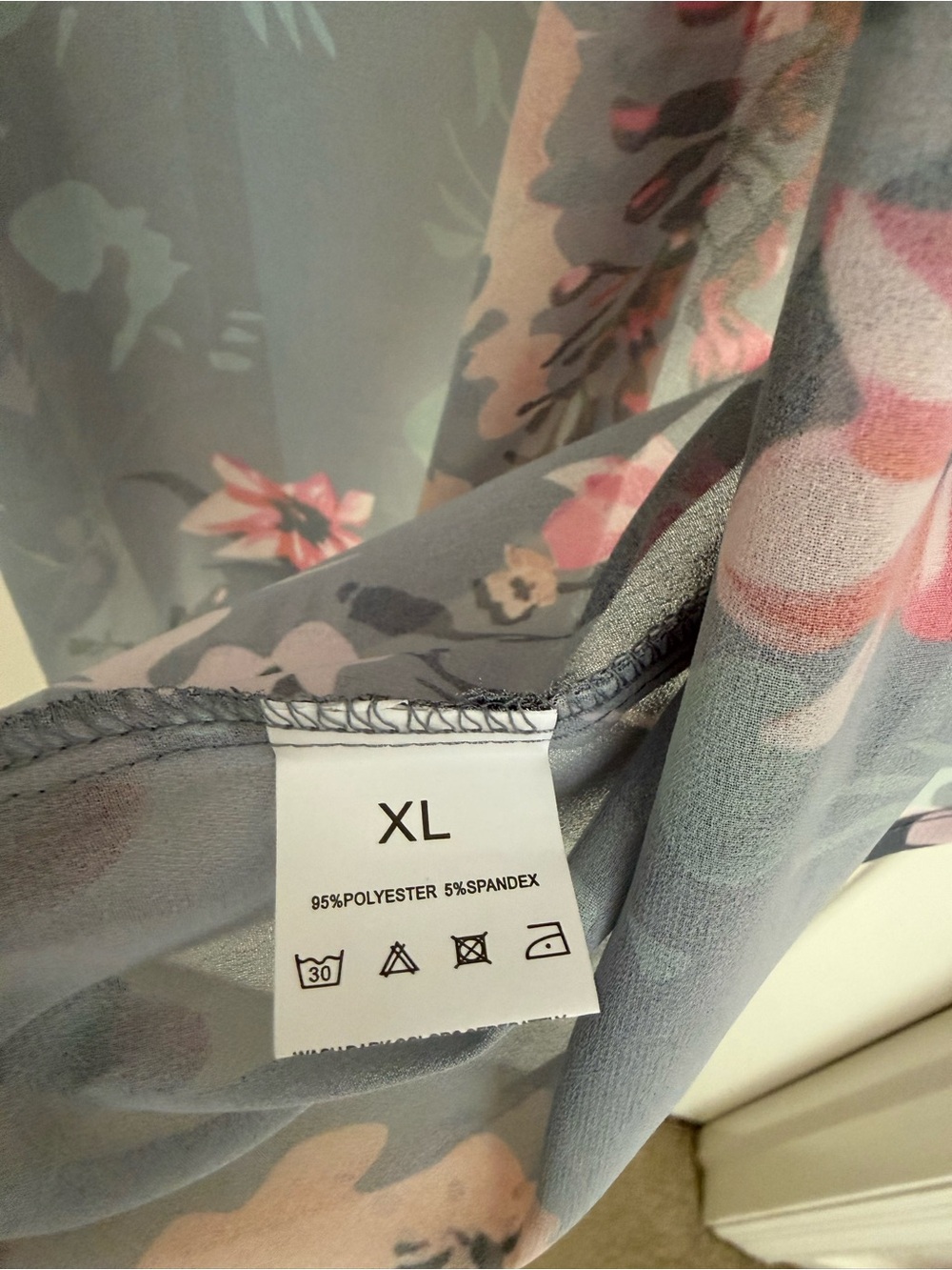 Floral Sheer Kimono Cardigan in Gray and Pink - Picture 3 of 3